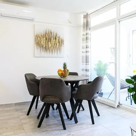 Apartment Toni Zadar